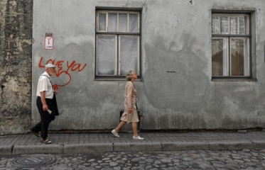 Dkuji za vbr tto m fotky nazvan Love story from Tallin do alba The World Wide Street Photography Club.